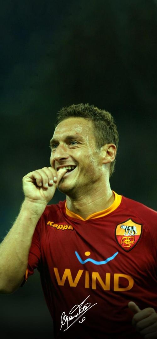 托蒂：之前我批评点球的录音是AI制作，希望苏莱加入意大利国家队