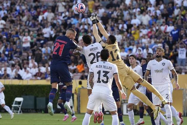 多特读秒绝杀！凯尔：虽然进球来得晚，但胜利实至名归