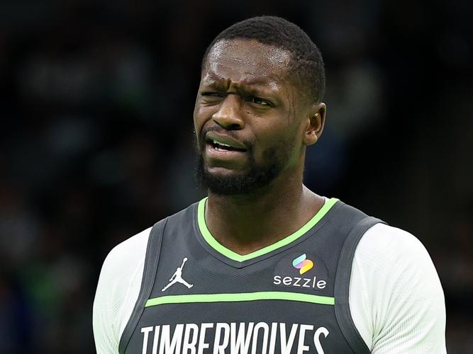 森林狼主帅:防守没达到应有的水准 既没有侵略性也没有拼搏精神