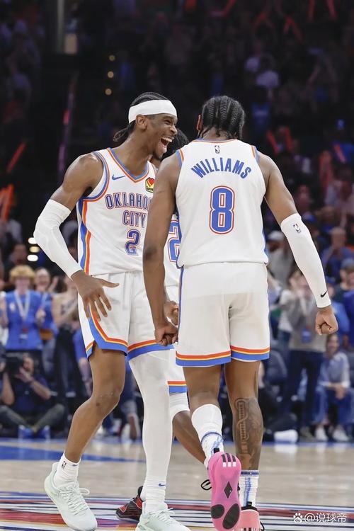 雷霆客战老鹰先发：亚历山大&华莱士&多特&哈滕&切特