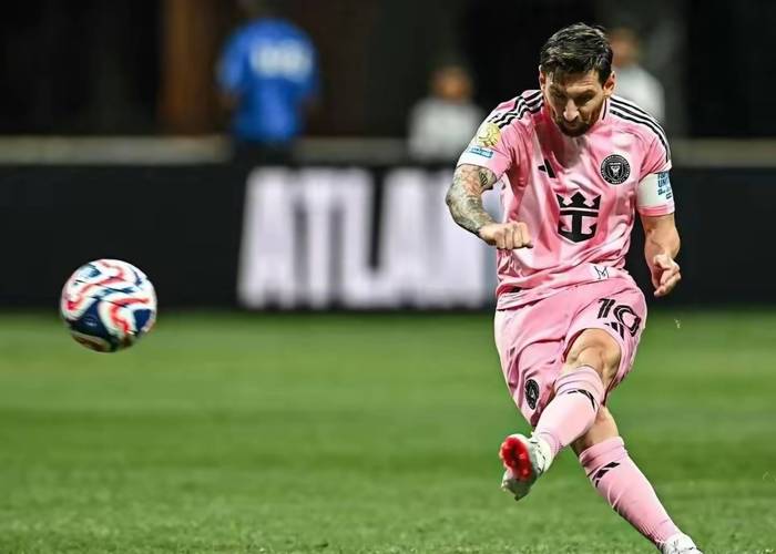 2年前迈阿密首秀任意球绝杀!梅西:那刻是上帝为我准备好的