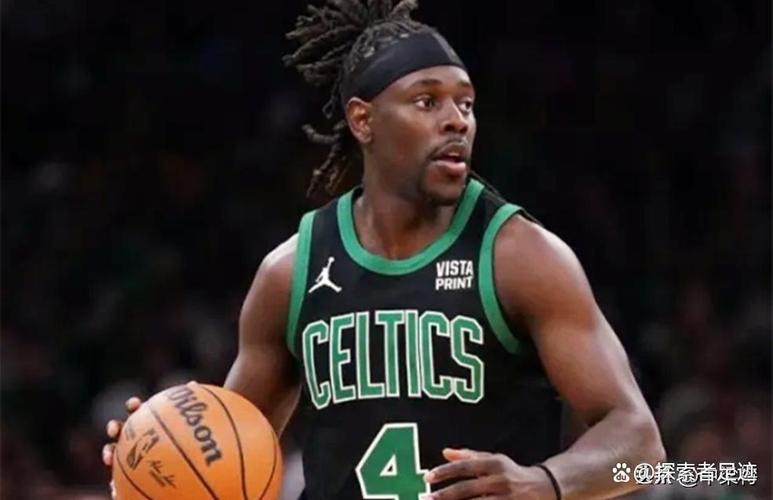 A-西蒙斯：在开拓者我持球更多 在绿军角色不同要找到自己节奏
