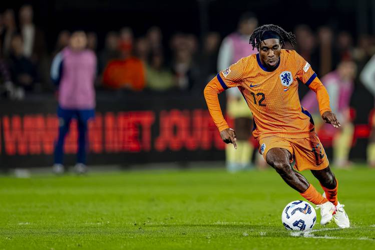 斯洛特：弗林蓬、阿利松均无法出战曼城，但伊萨克可能进入大名单