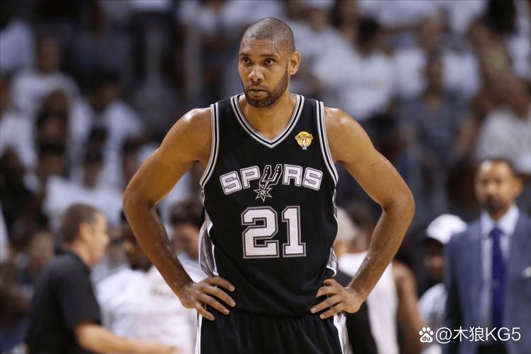 阿里纳斯：只要保持健康文班能拿DPOY&MVP 他能拿五双