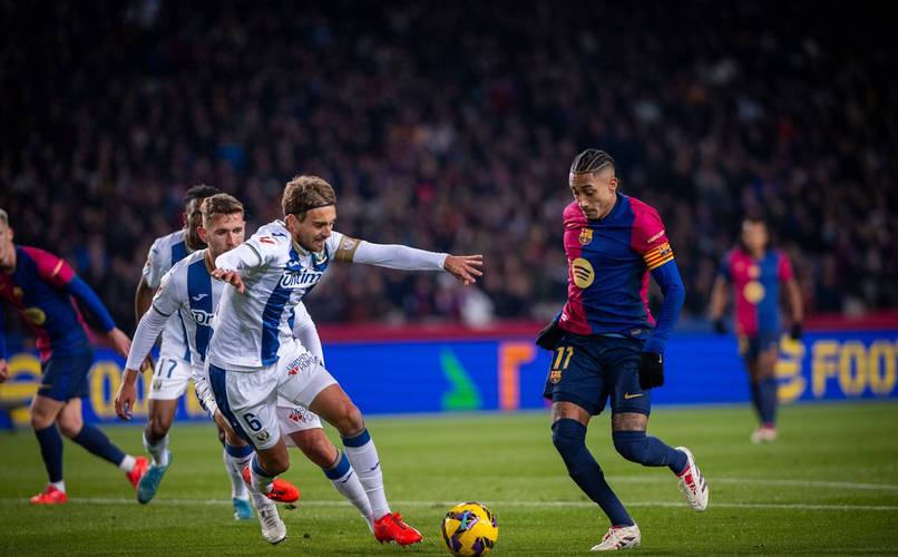 每体：巴萨已结清莱万转会费，拉菲尼亚、奥尔莫等人还未结清