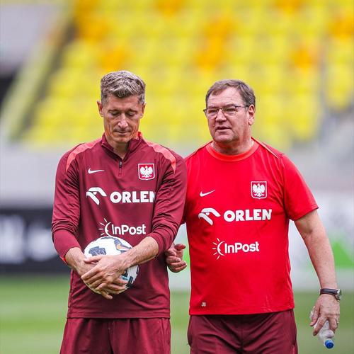 波兰主帅：主场踢半决赛已幸运 若附加赛都过不了那进正赛也没戏